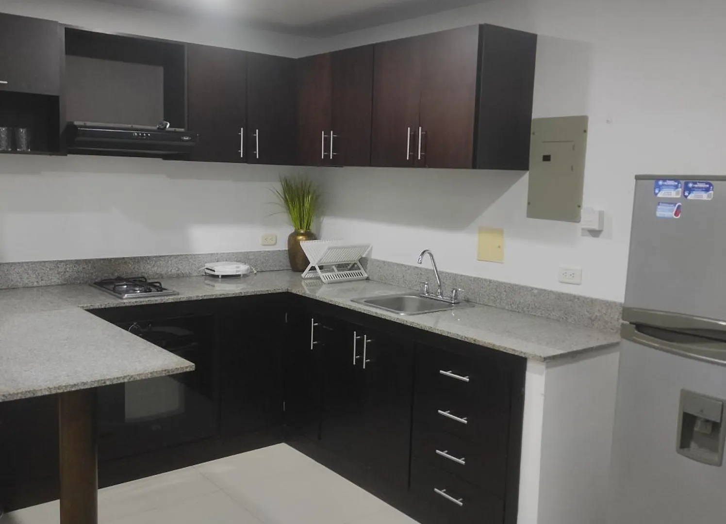 Apartamento Tipo Loft, Edificio Platino Gaira 0*,